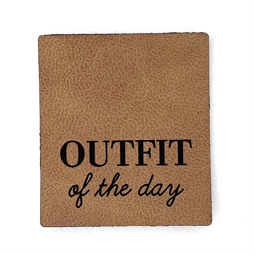 1 Kunstlederlabel "Outfit of the day" - Braun