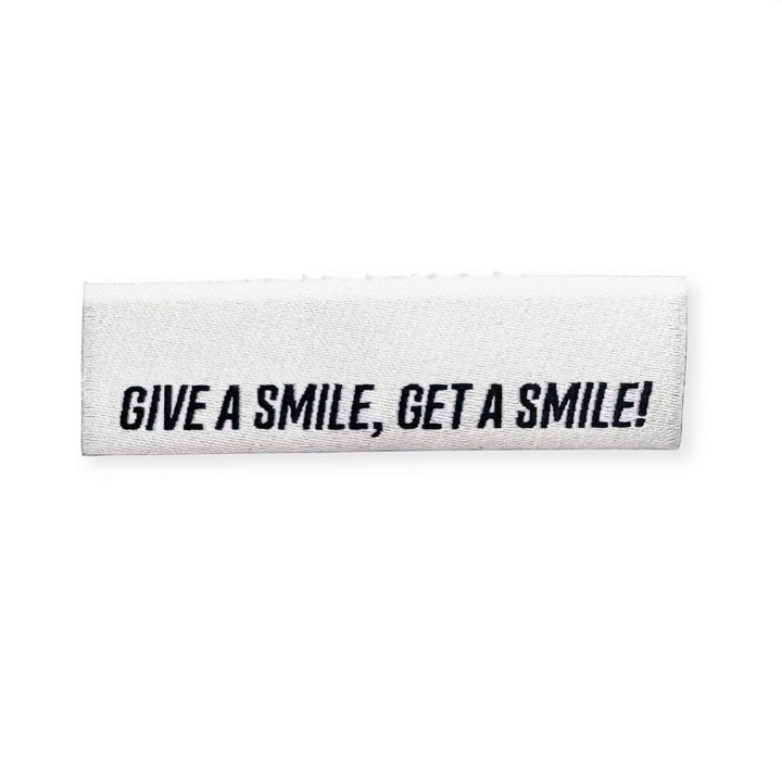 Weblabel "Give a smile, get a smile"- weiß - 3 Stück