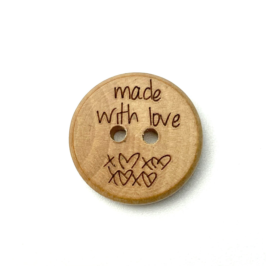 1 Holzknopf "made with love XOXO" 20mm