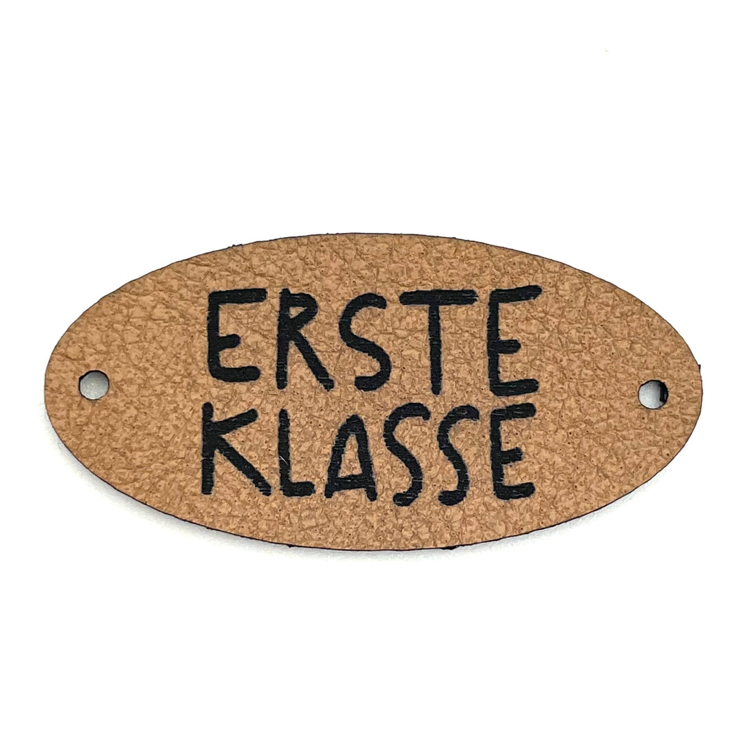 1 Kunstlederlabel "Erste Klasse" - Braun